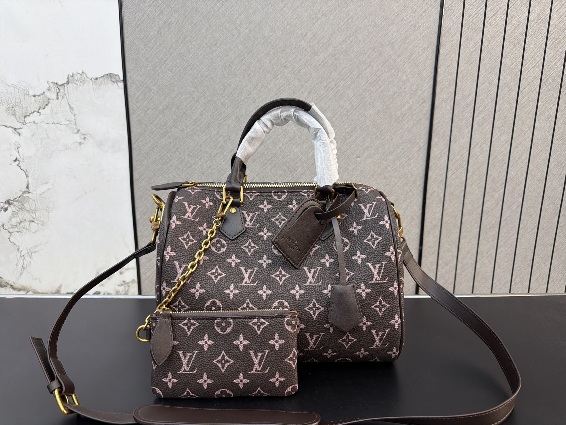 Louis Vuitton Speedy 30 Monogram Canvas Bandoulière Crossbody Bag (Unisex Edition)