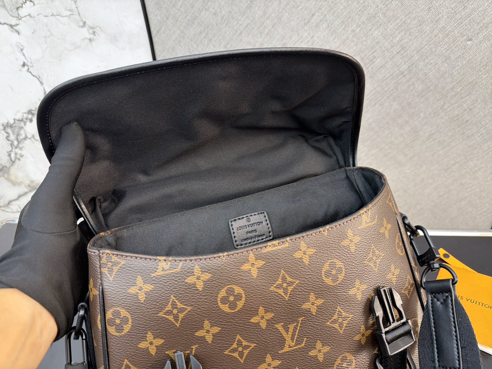 Louis Vuitton Monogram Canvas Trail Quest Messenger Bag (Upgraded Unisex Edition)
