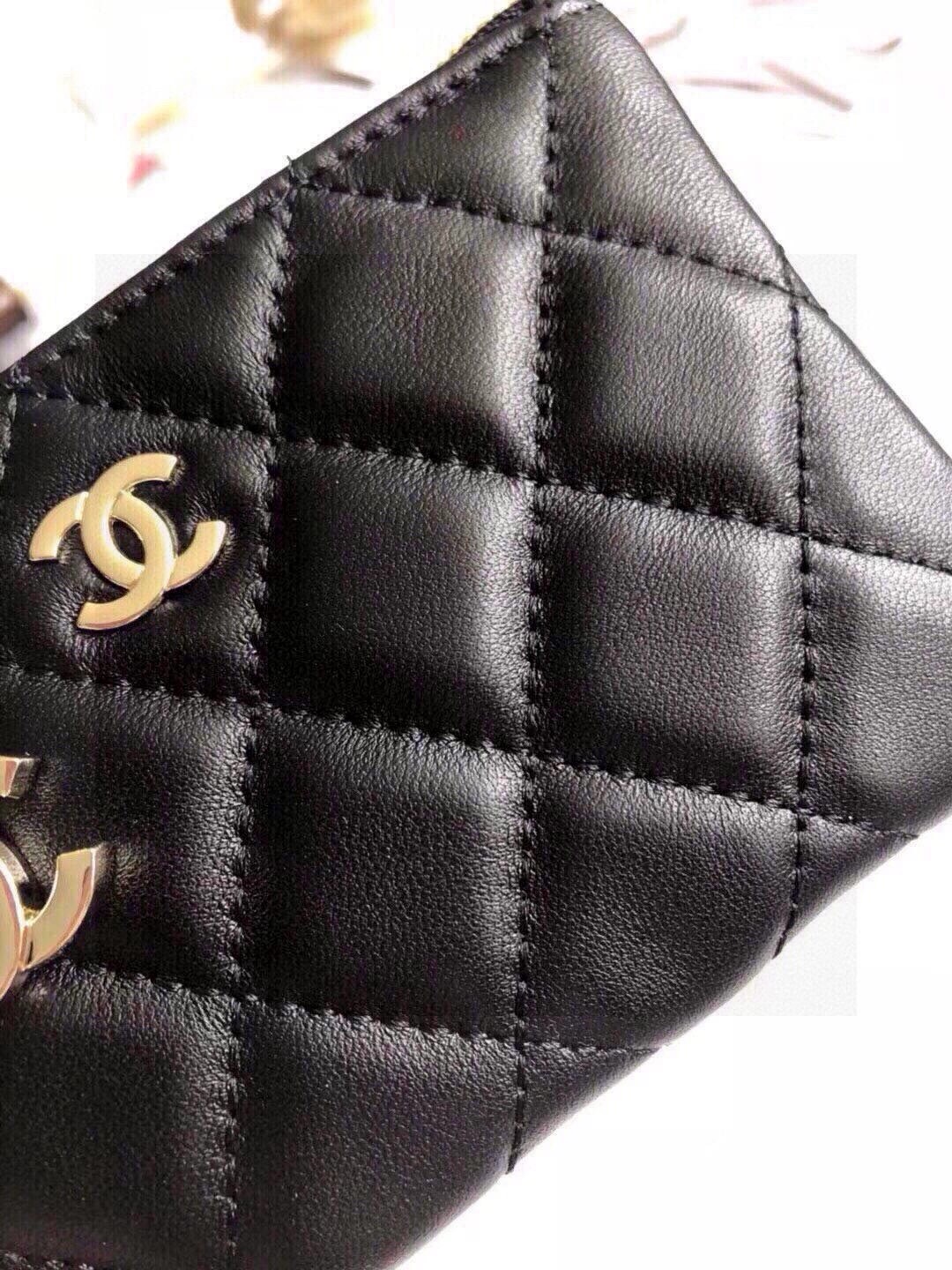 Chanel Quilted Lambskin Zip Coin Purse & Card Holder (14x9cm) - With Gift Box