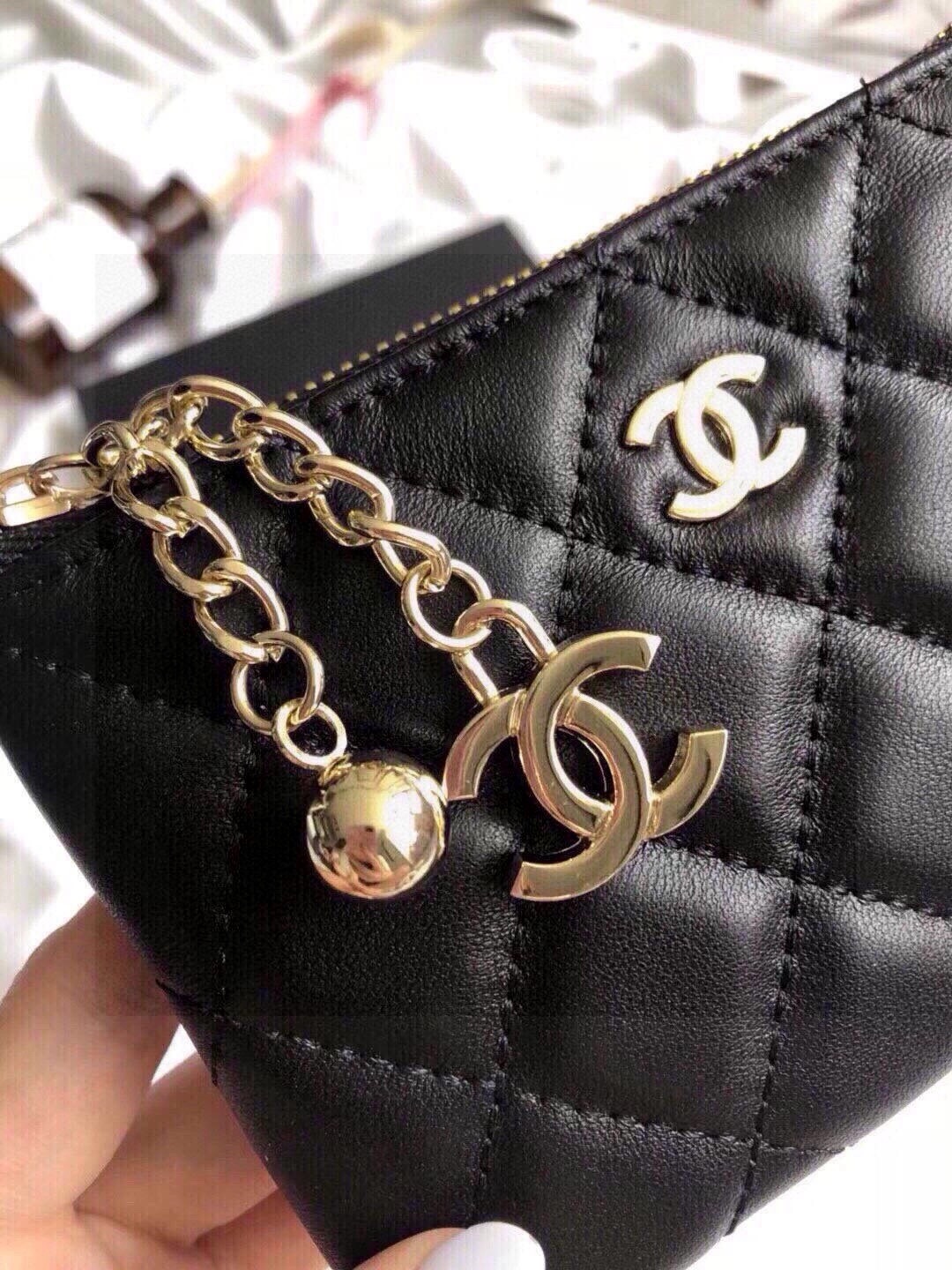 Chanel Quilted Lambskin Zip Coin Purse & Card Holder (14x9cm) - With Gift Box