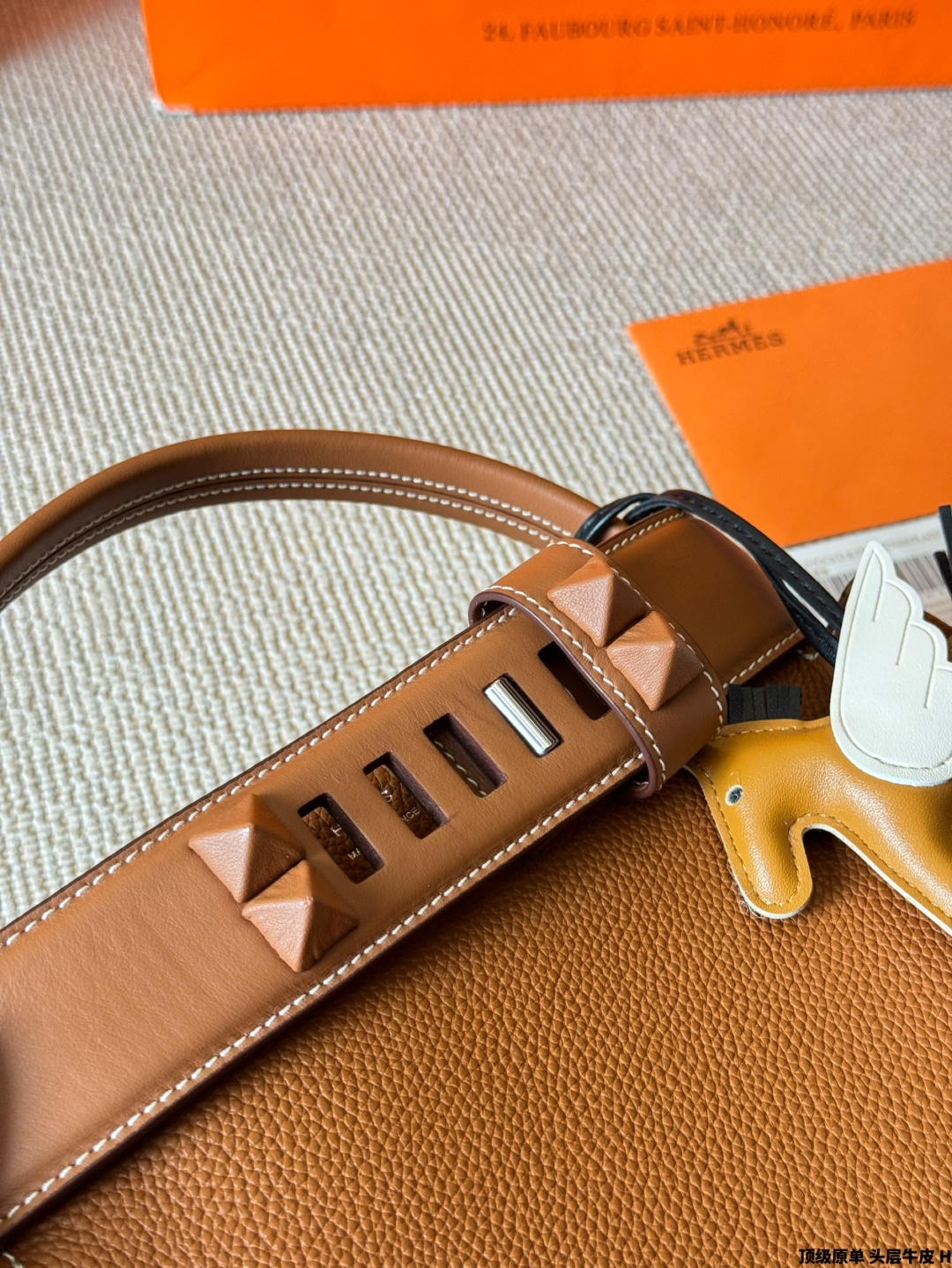 Luxury Medor-Style 27cm Gold Brown Top-Grain Leather Bucket Bag with Silk Scarf & Charm