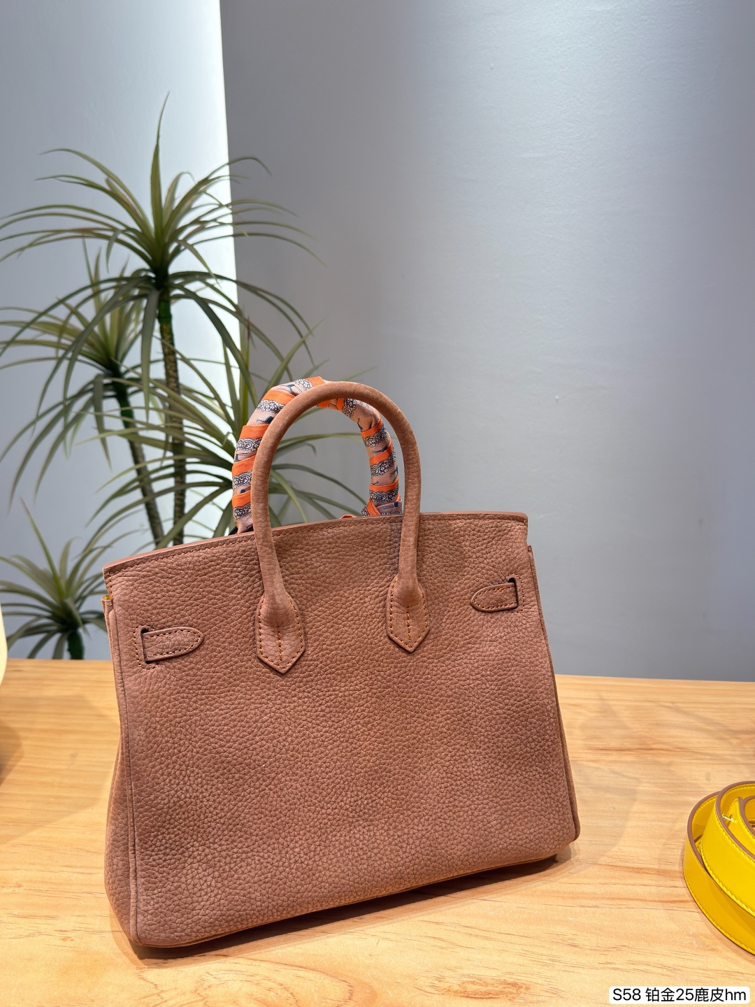 Elegant Birkin-Style 25cm Grained Calfskin Handbag with Silk Scarf, Horse Charm & Yellow Strap