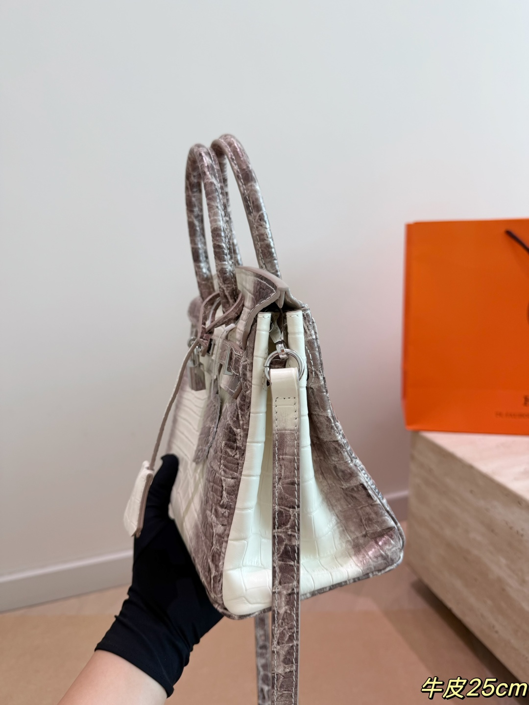 Luxury Himalayan-Style 25cm/30cm Crocodile-Embossed Handbag with Silver Hardware & Lock
