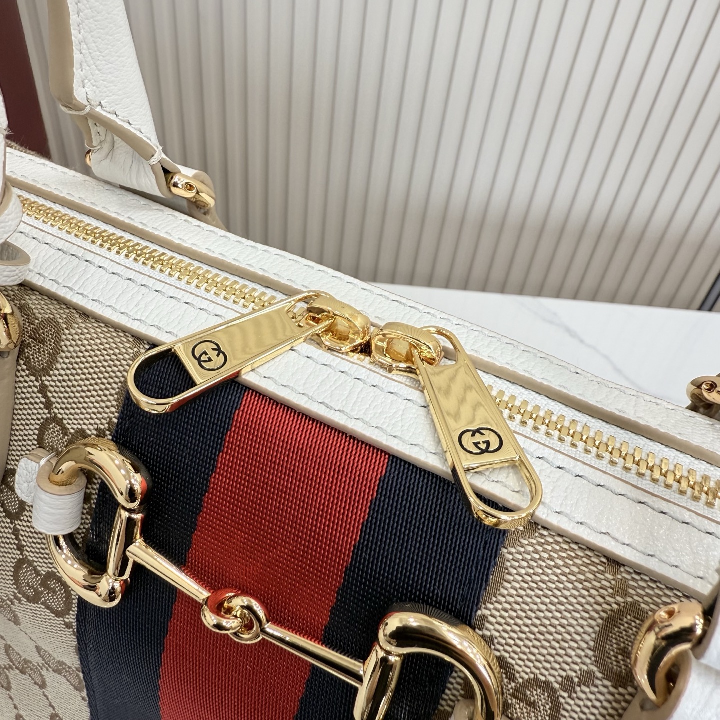 Elegant Borsetto-Style GG Canvas Handbag with Horsebit Detail, Web Stripe & Full Packaging (2026 Spring/Summer Collection)