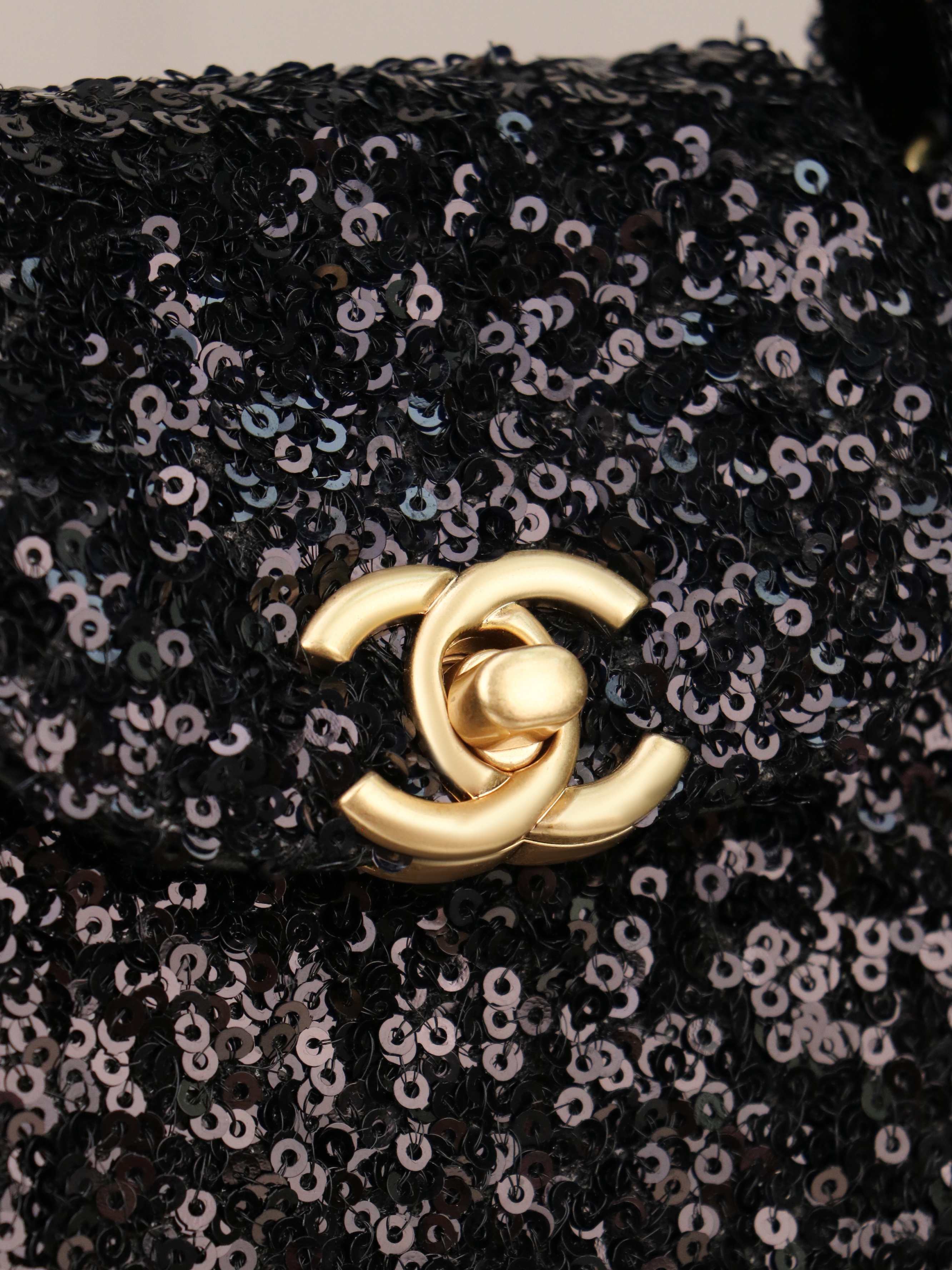 Chic Sequin Top Handle Mini Bag with Interlocking Logo, Gold Chain & Evening Clutch Design