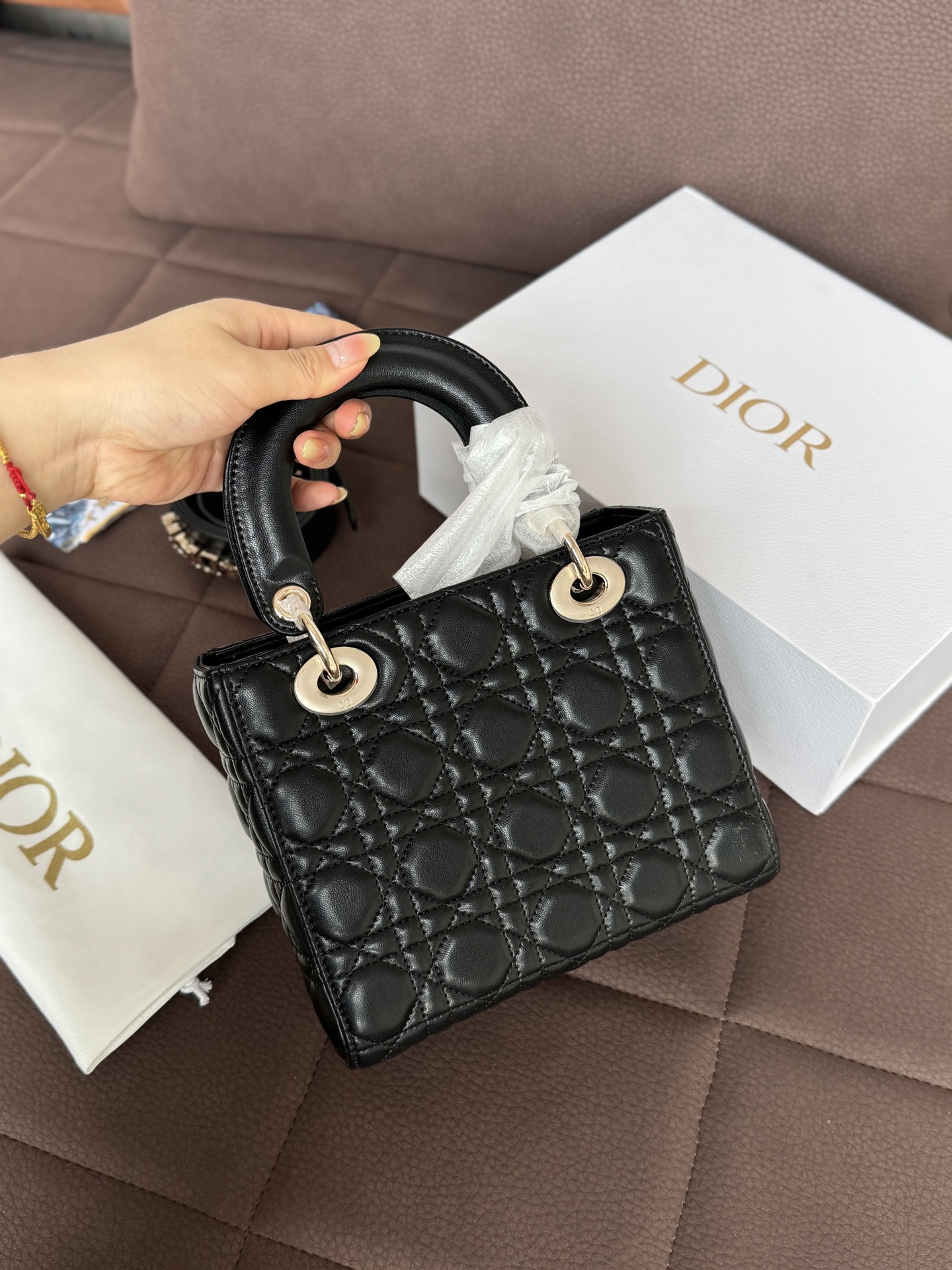 Chic Bow-Embellished Cannage Quilted Top Handle Bag with Chain Strap & Foldable Box
