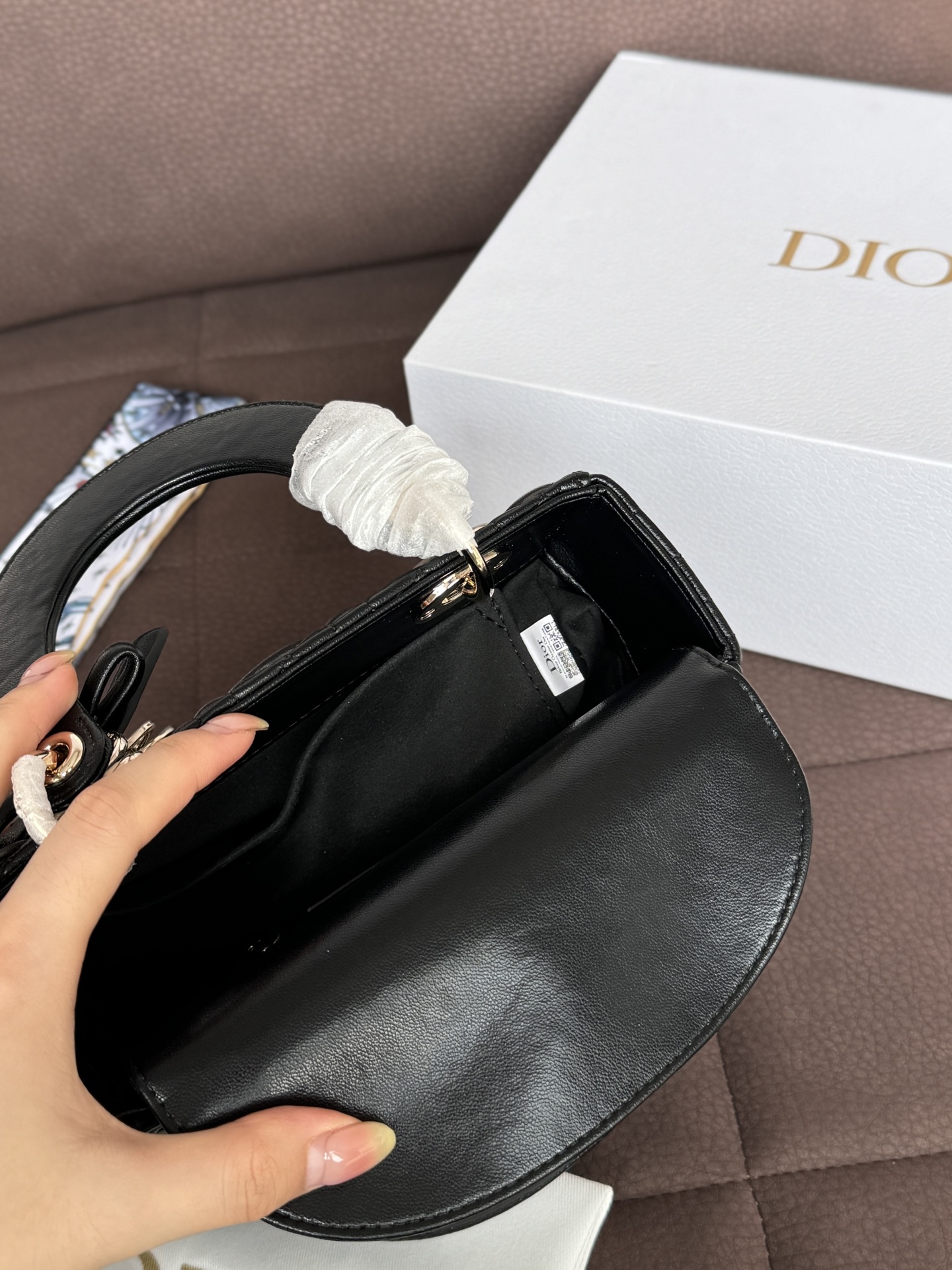 Chic Bow-Embellished Cannage Quilted Top Handle Bag with Chain Strap & Foldable Box