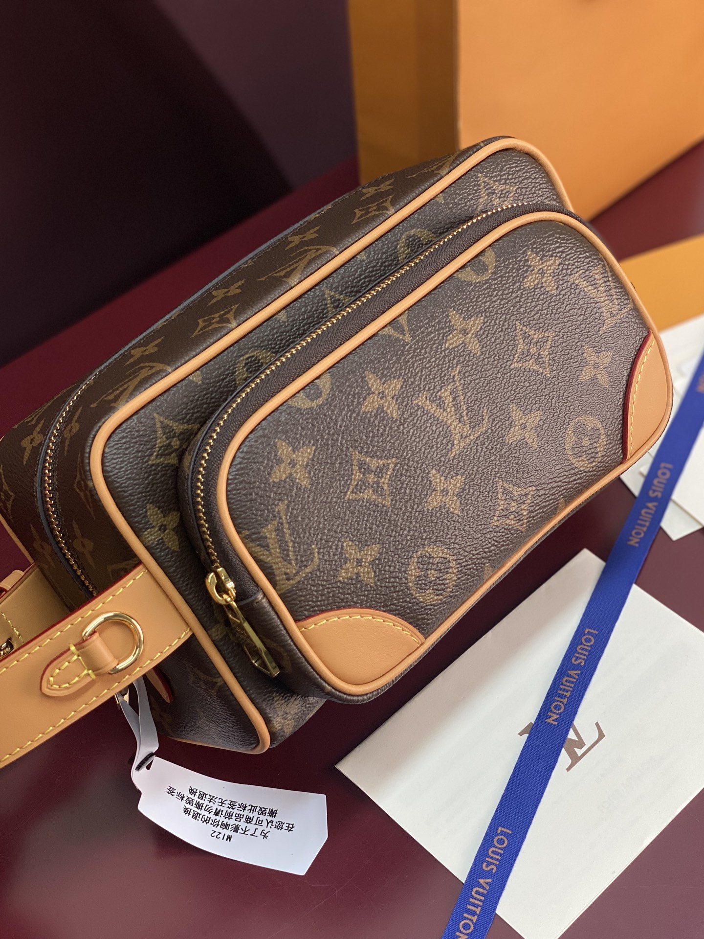 Louis Vuitton Locker Dopp Kit Cargo in Monogram Canvas (23x12x13cm)