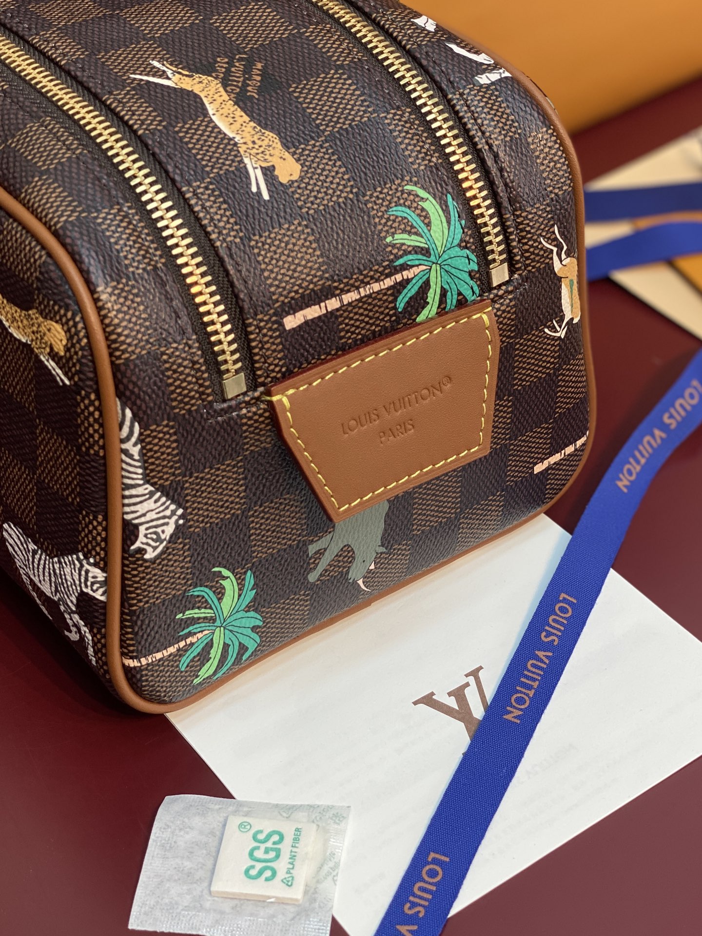 Louis Vuitton x The Darjeeling Limited Dopp Kit in Damier Ebene Canvas (28x15x16.5cm)