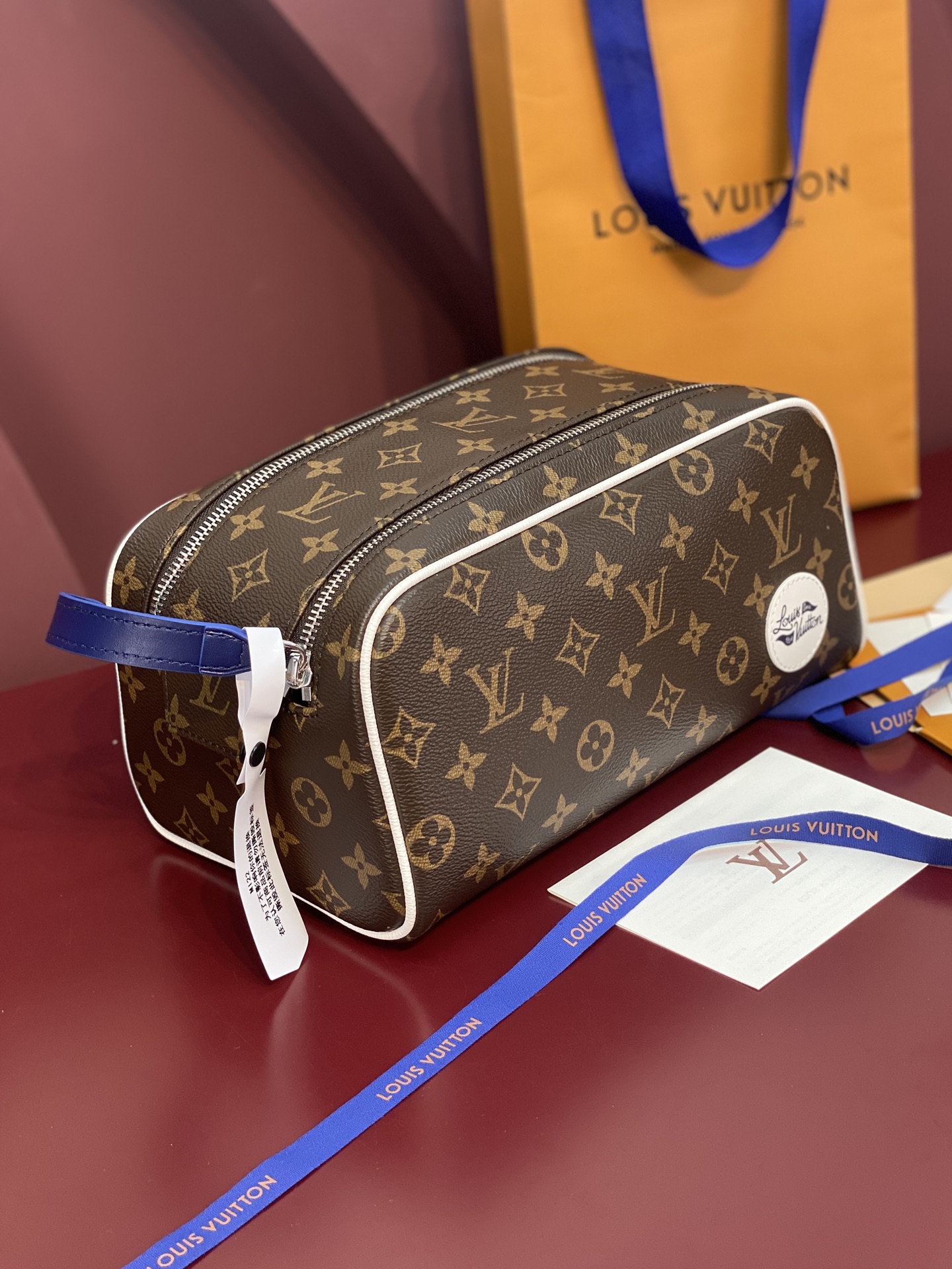 Louis Vuitton LV Golf Dopp Kit in Monogram Canvas with Blue Trim (28x15x16.5cm)