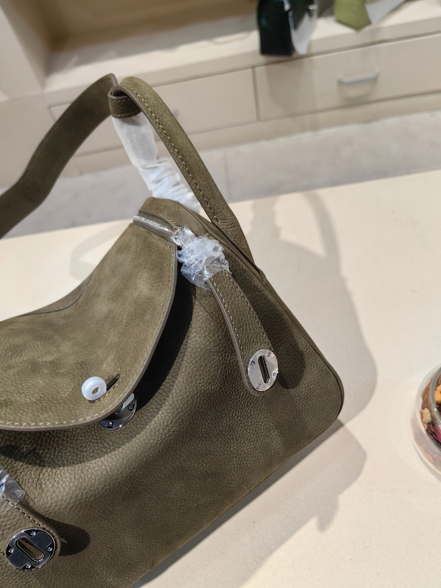 Hermès Lindy 26 in Suede Leather (Deep Olive/Chocolate) with Palladium Hardware