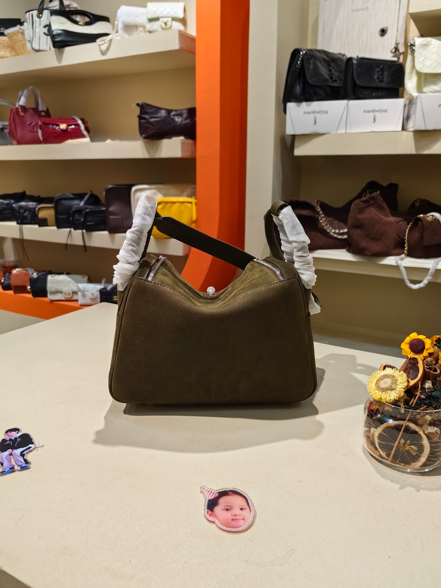 Hermès Lindy 26 in Suede Leather (Deep Olive/Chocolate) with Palladium Hardware