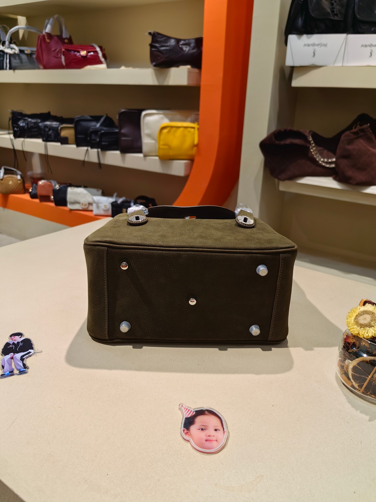 Hermès Lindy 26 in Suede Leather (Deep Olive/Chocolate) with Palladium Hardware